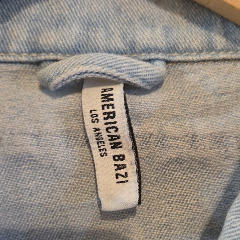 American Bazi Light Blue Denim Jacket with Text Details - Picture 2 of 8